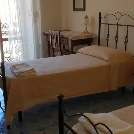 Milosao San Demetrio Corone